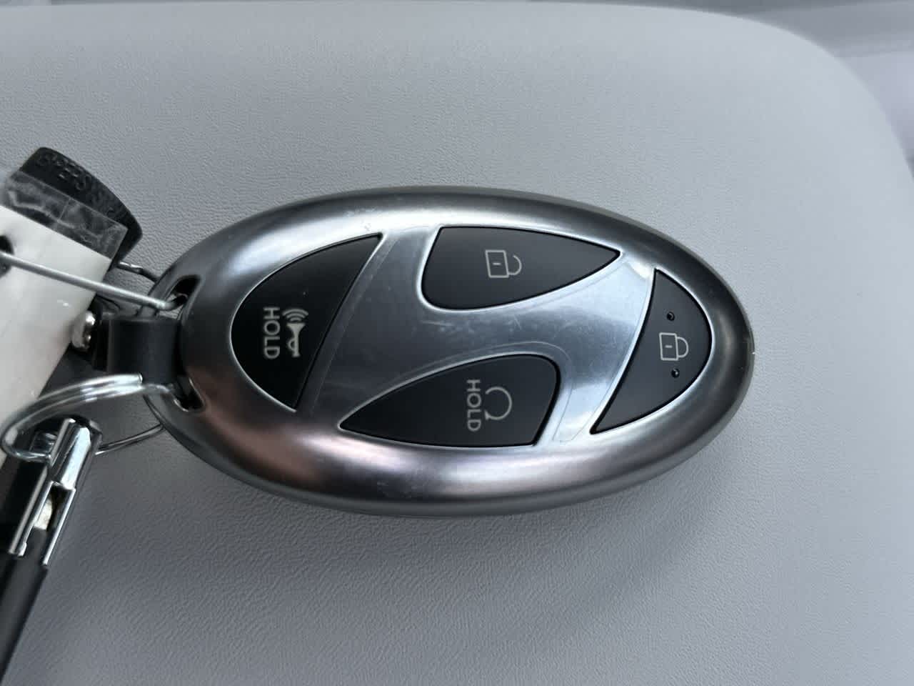 2025 Hyundai Kona SEL photo 26