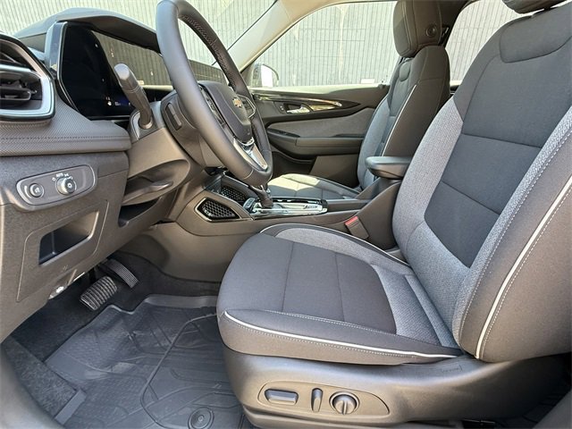 2026 Chevrolet Trailblazer LT photo 15