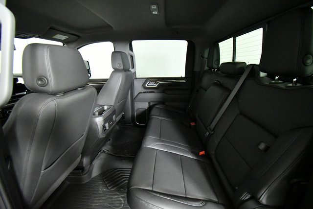 2025 Chevrolet Silverado 3500HD LT photo 23