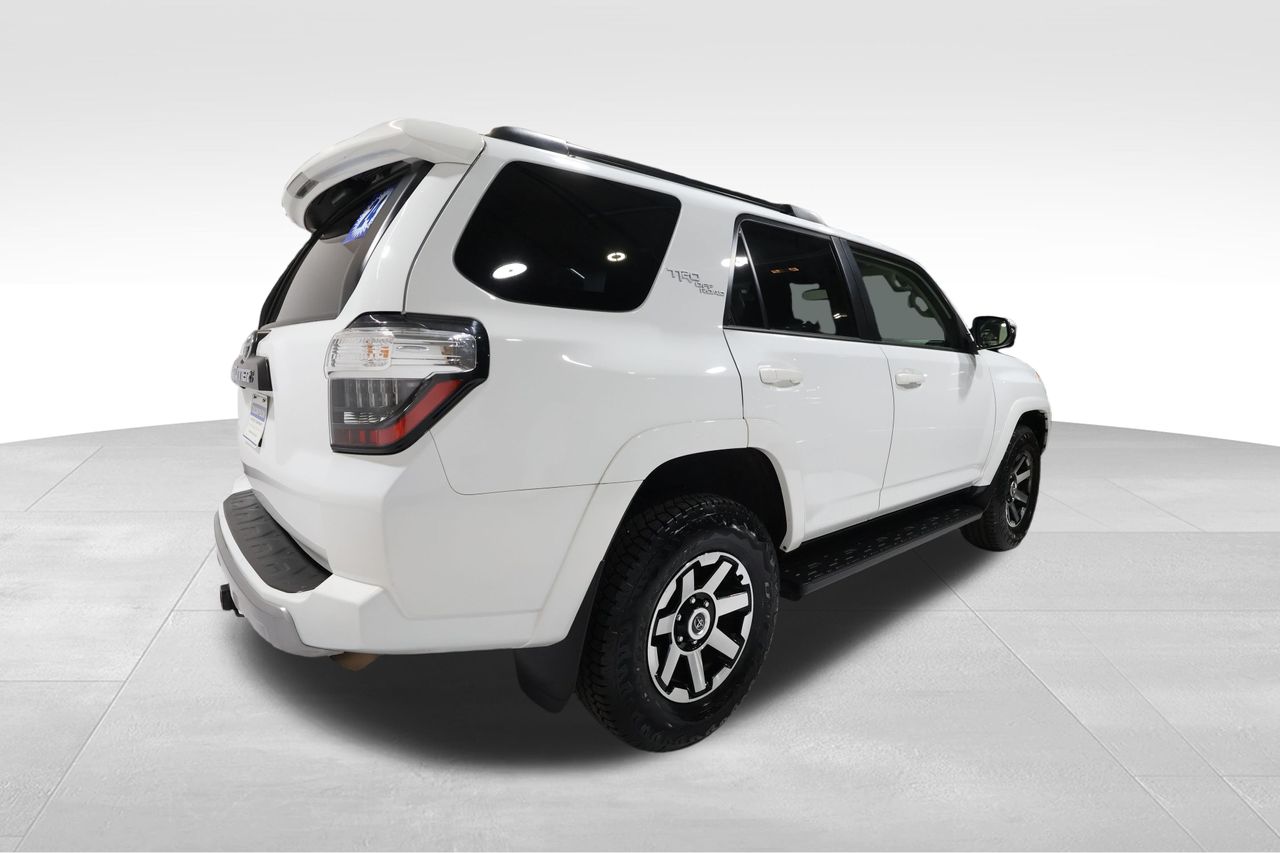 2024 Toyota 4Runner TRD Off-Road Premium photo 4