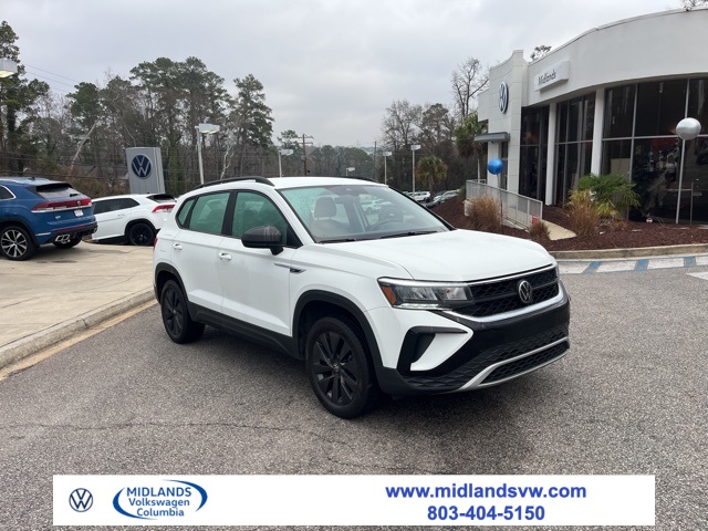 2024 Volkswagen Taos S's photo