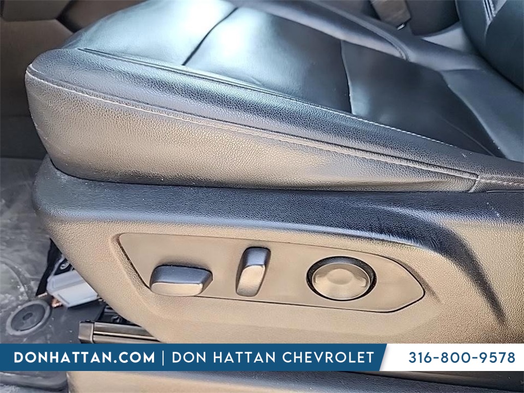 2021 Chevrolet Suburban Z71 photo 3