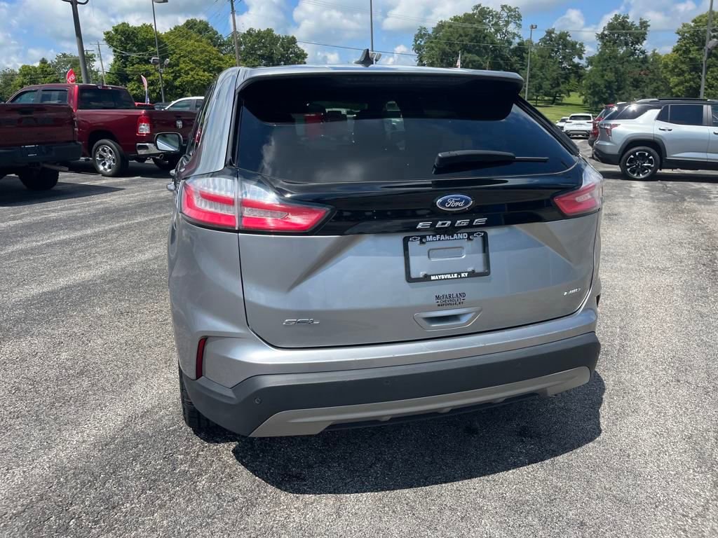2024 Ford Edge SEL photo 4