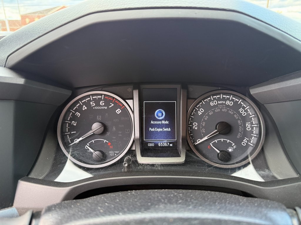 2021 Toyota Tacoma TRD Pro photo 3