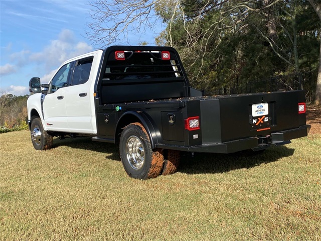 2026 Ford F-350 photo 3