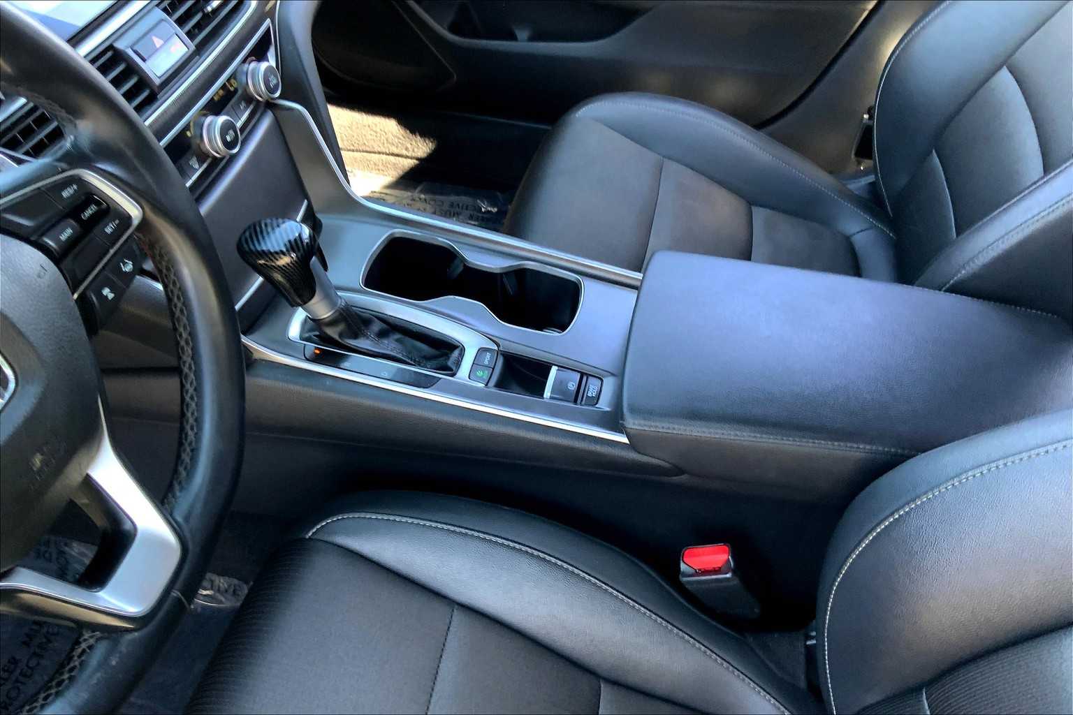 2019 Honda Accord Sport 1.5T photo 12