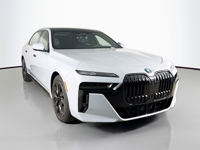 2025 BMW i7