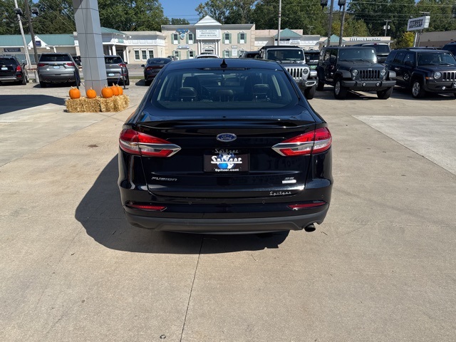 2019 Ford Fusion SE photo 7