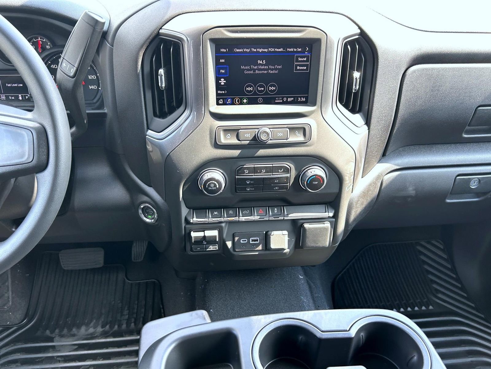 2026 Chevrolet Silverado 1500 Custom photo 12