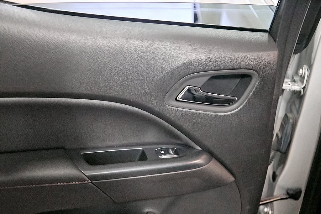 2016 GMC CANYON - Image 32