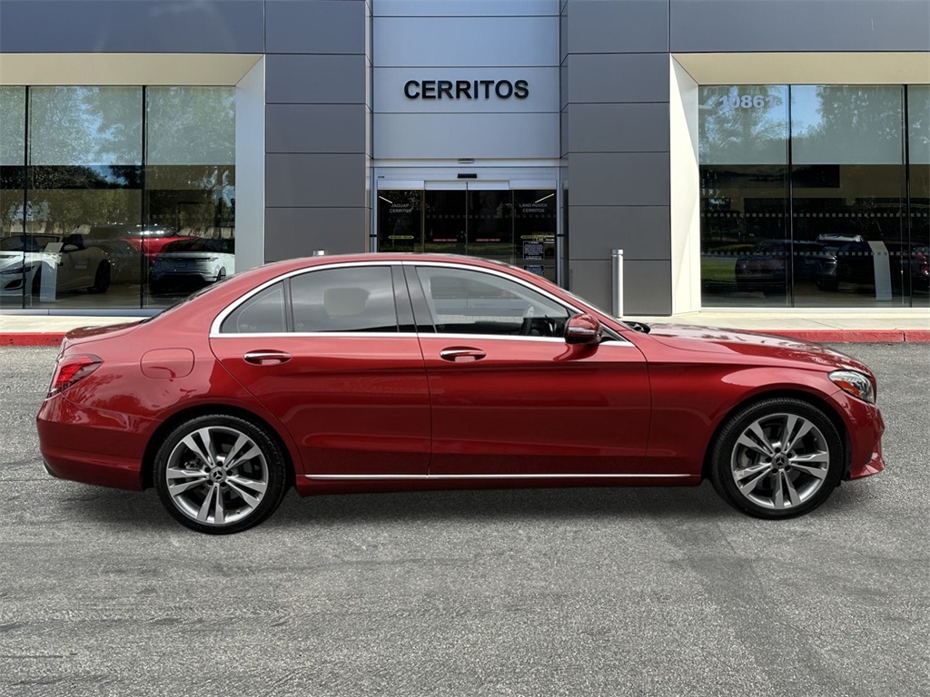 2019 Mercedes Benz C 300 photo 4