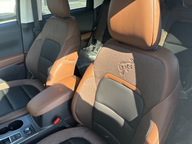 2025 Ford Bronco Sport Outer Banks photo 3