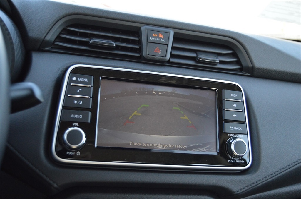 2025 Nissan Versa S photo 32