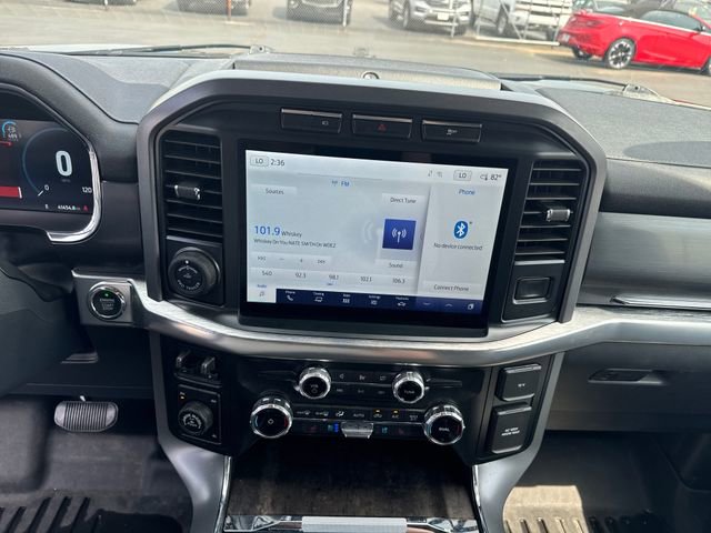 2022 Ford F-150 Lariat photo 16