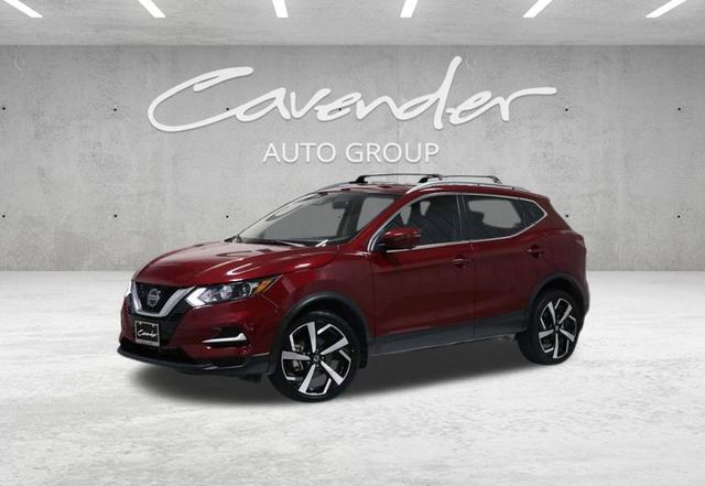2022 Nissan Rogue Sport SL's photo