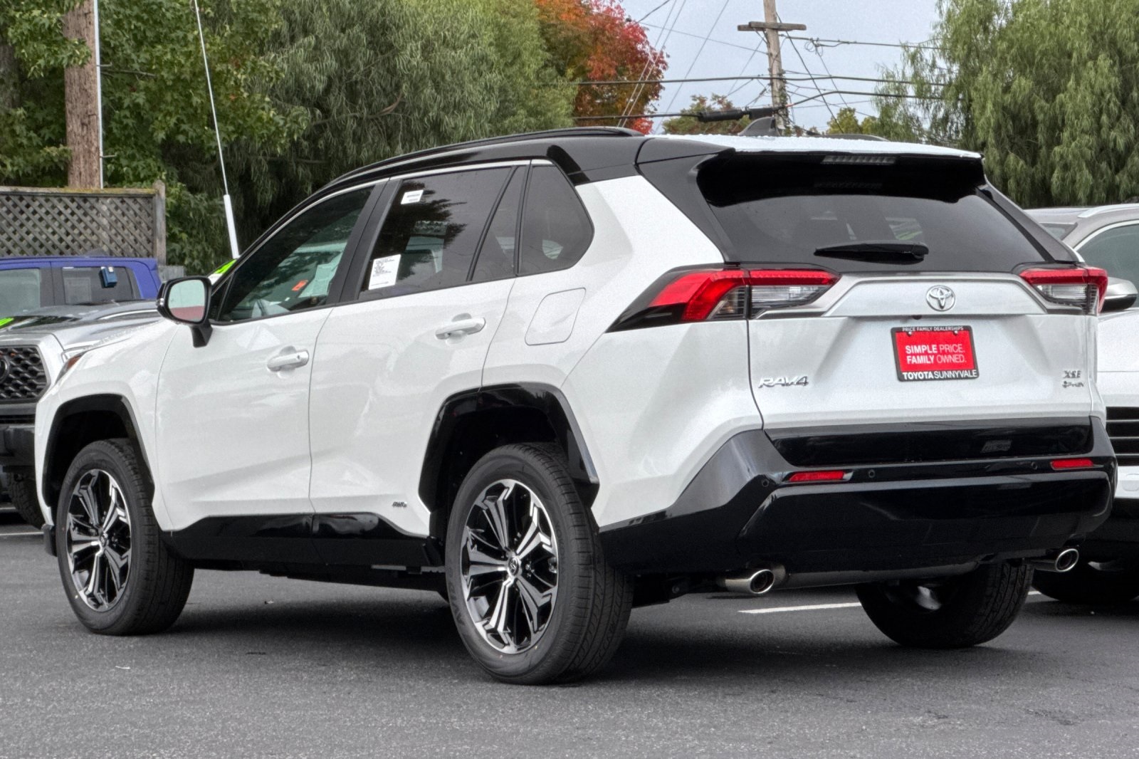 2025 Toyota RAV4 Prime XSE Premium photo 3
