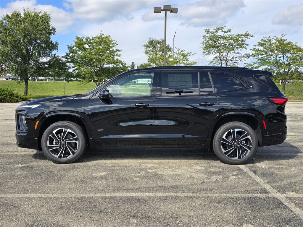 2026 Buick Enclave Sport Touring photo 4