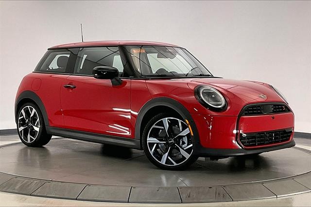2025 MINI Hardtop 2 Door S's photo