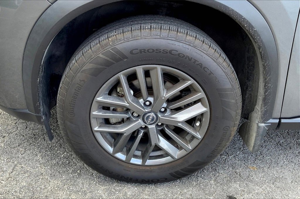 2023 Nissan Rogue S photo 8