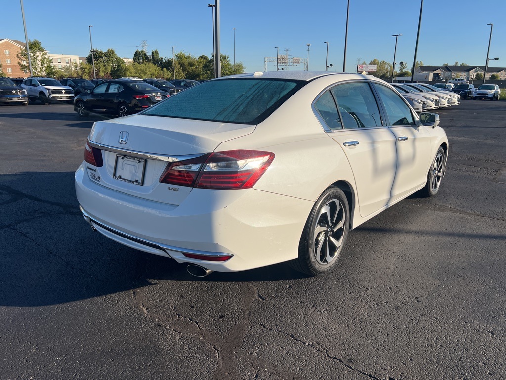 2016 Honda Accord EX-L V6 photo 3