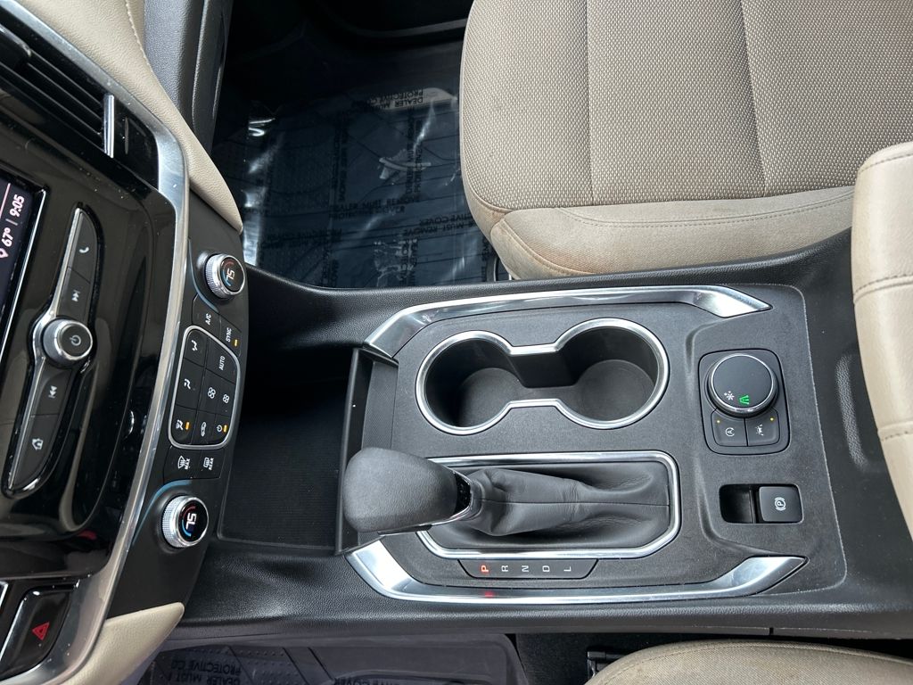 2022 Chevrolet Traverse LS photo 12