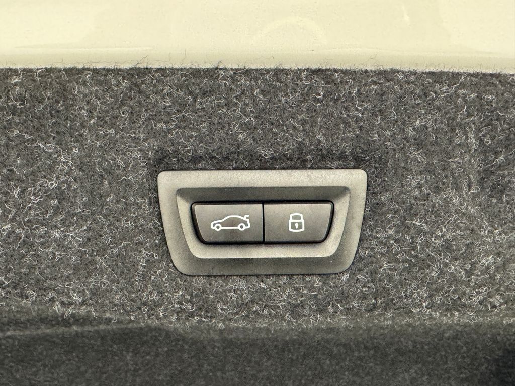 2025 Bmw 540i xDrive photo 29