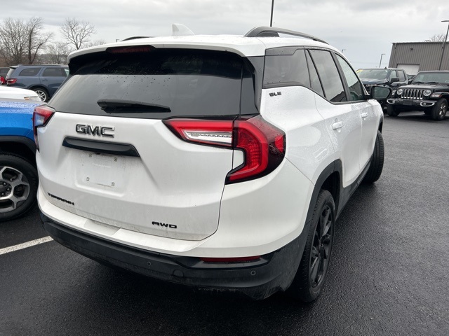 2024 Gmc Terrain SLE photo 4