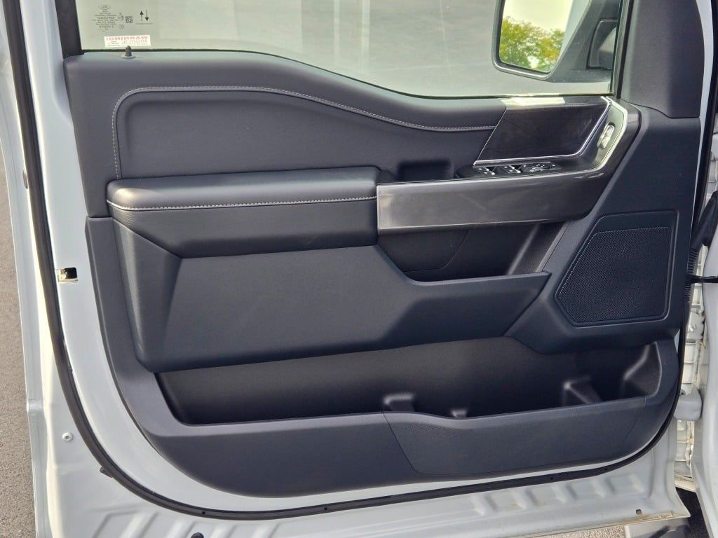 2022 Ford F-150 XLT photo 18