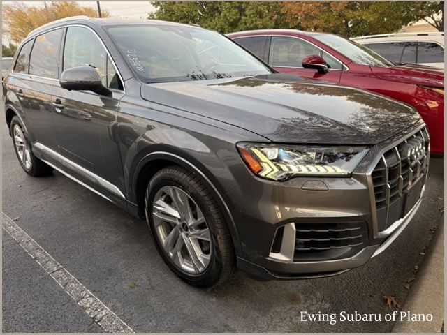 2021 Audi Q7 Prestige's photo