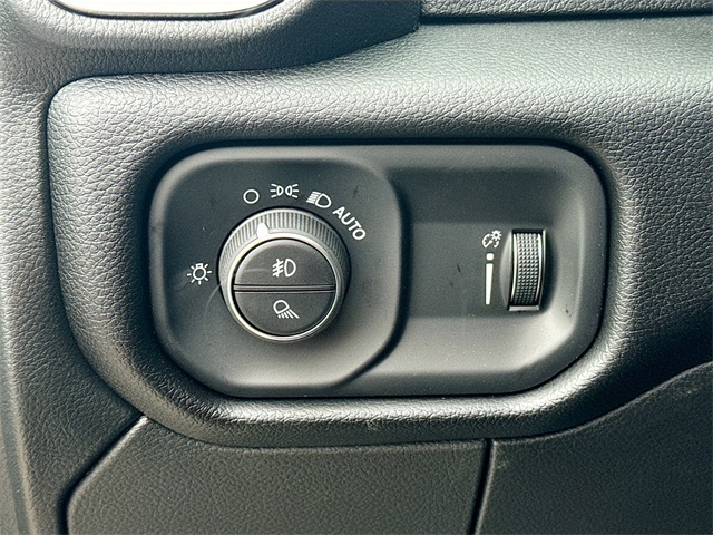 2026 Ram 2500 Big Horn photo 9