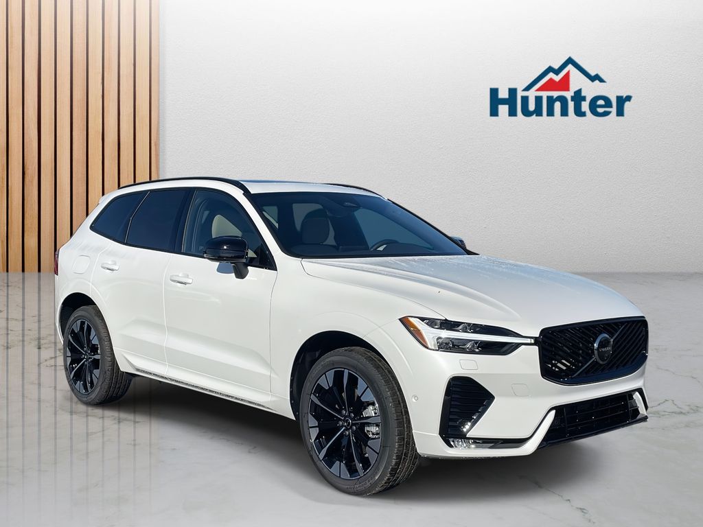 2026 Volvo XC60 Plus's photo