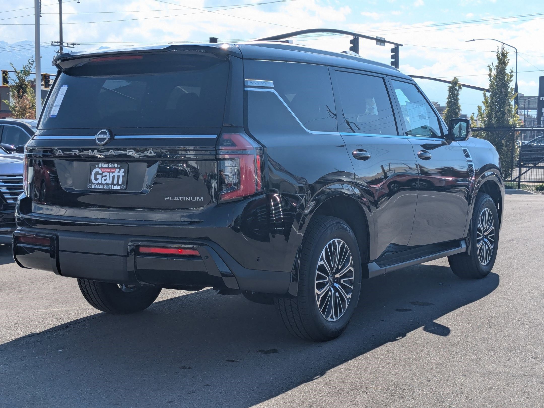 2026 Nissan Armada Platinum photo 3