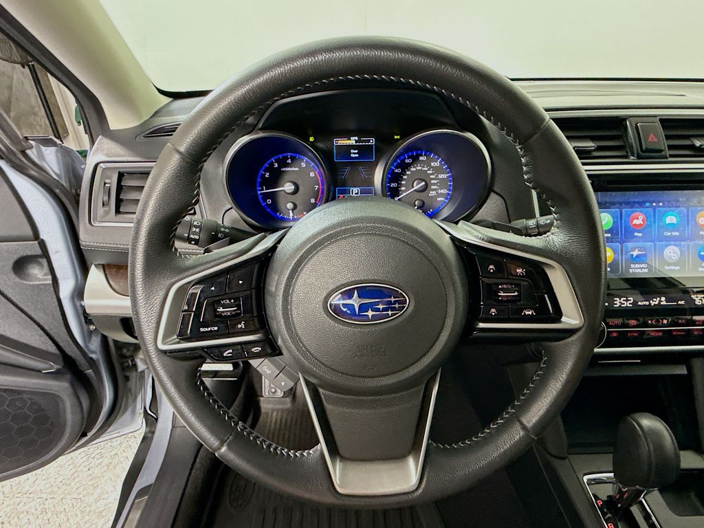 2019 Subaru Outback Limited photo 11