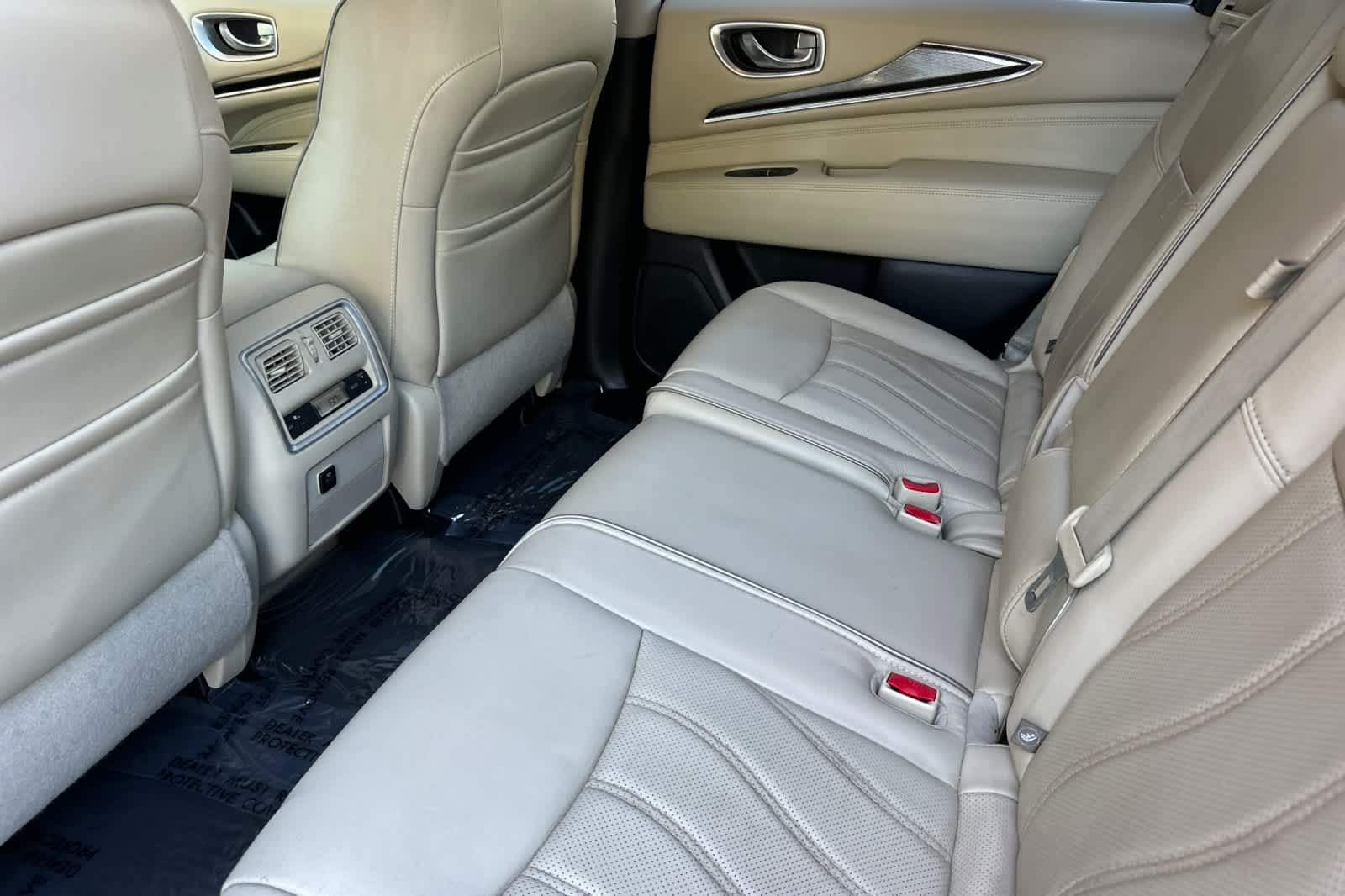 2016 Infiniti QX60 photo 4
