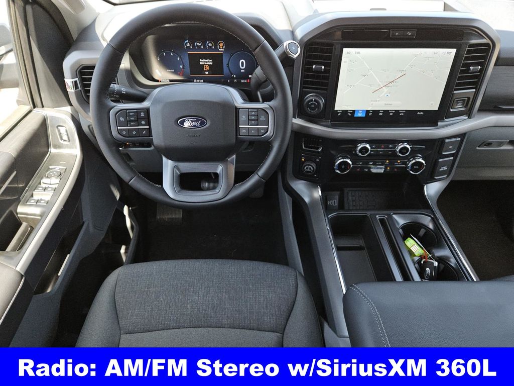 2025 Ford F-150 XLT photo 4