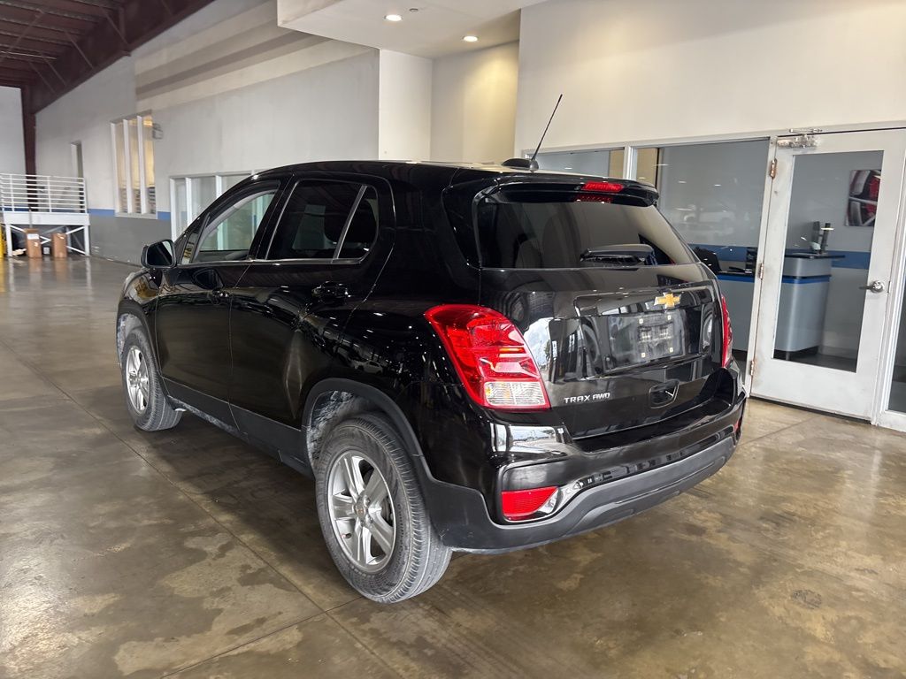 2022 Chevrolet Trax LS photo 10