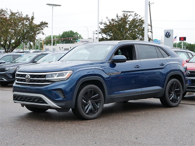 2022 Volkswagen Atlas Cross Sport V6 SE Technology photo 3