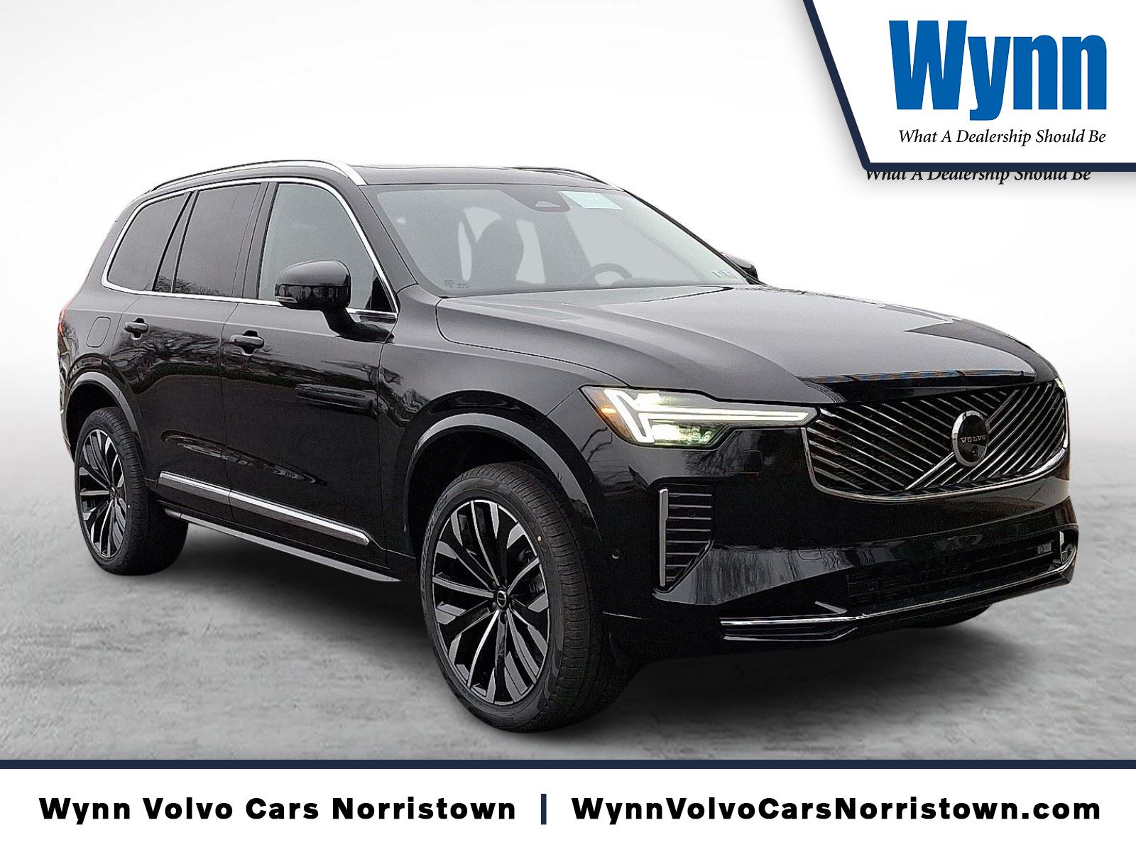 2025 Volvo XC90 Plus's photo
