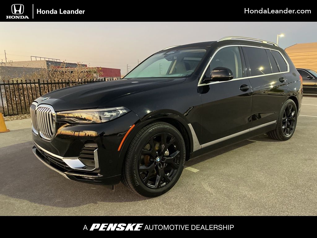 2022 BMW X7 40i