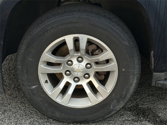 2017 Chevrolet Tahoe LS photo 4