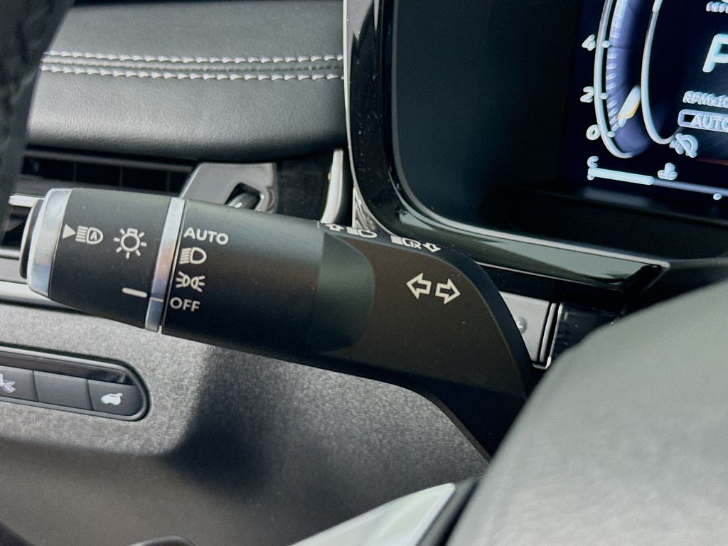 2023 Infiniti QX60 Luxe photo 11