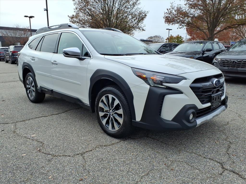 2025 Subaru Outback Touring XT photo 2