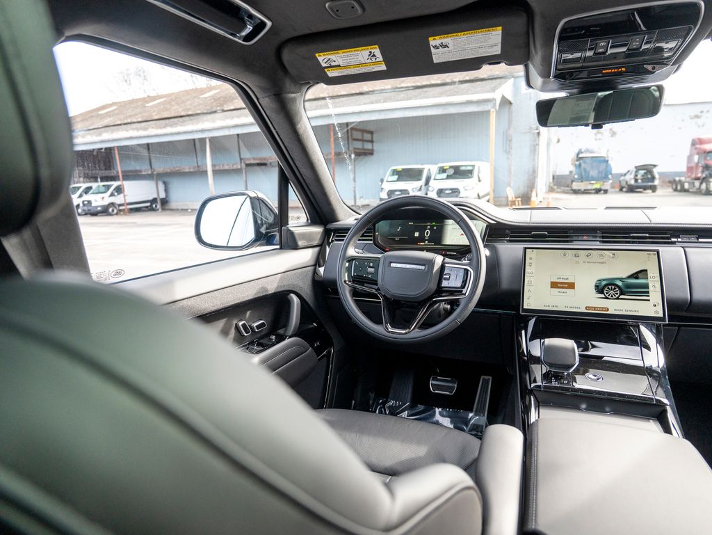 2025 Land Rover Range Rover Sport Autobiography photo 17