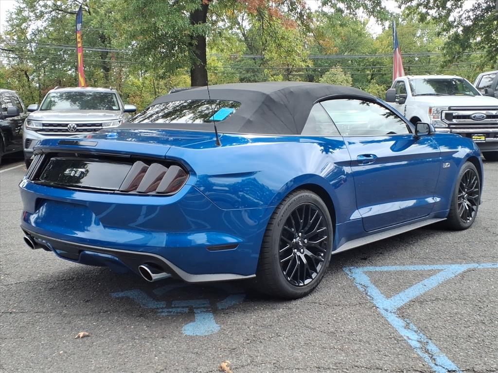 2017 Ford Mustang GT Premium photo 4