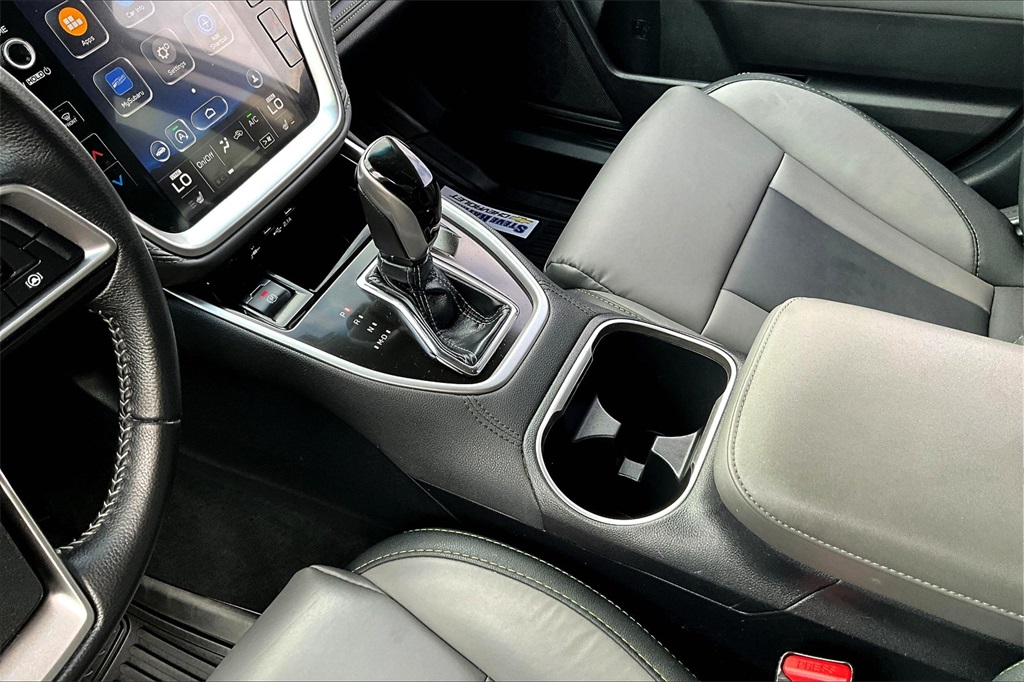 2022 Subaru Outback Onyx Edition XT photo 16