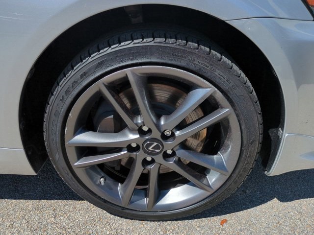 2013 Lexus IS 350 photo 10