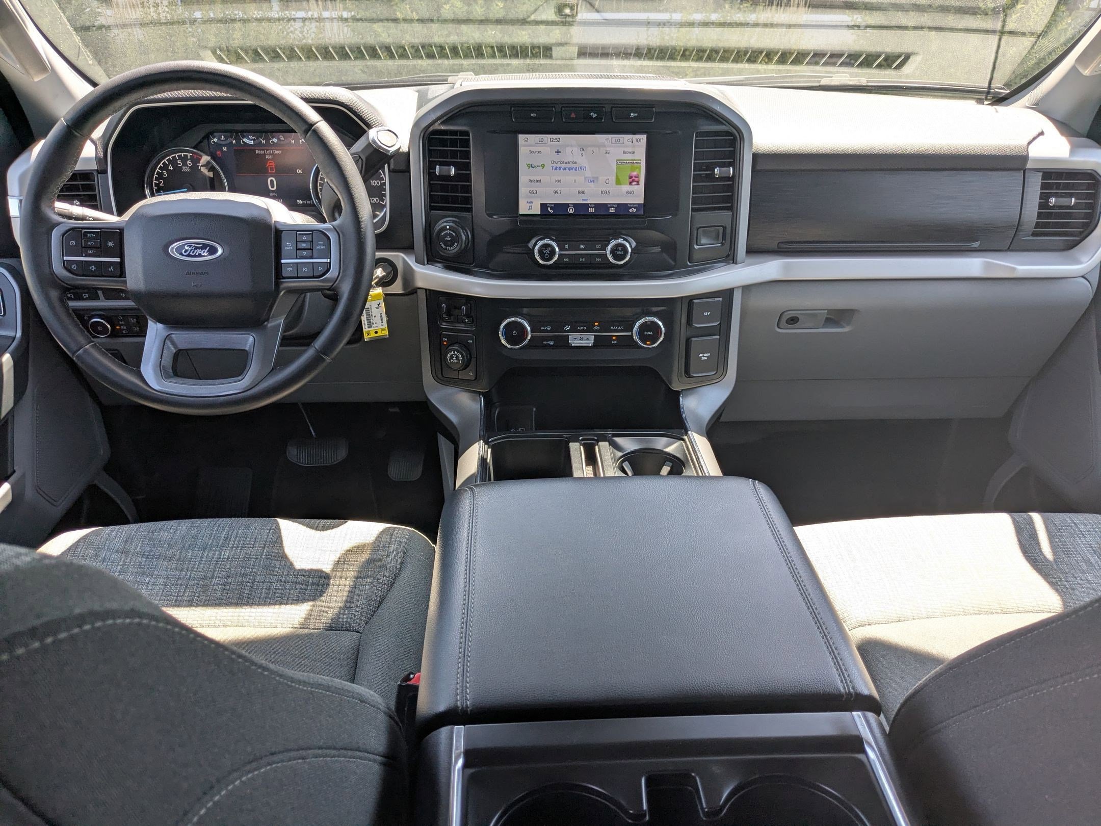 2023 Ford F-150 XLT photo 21