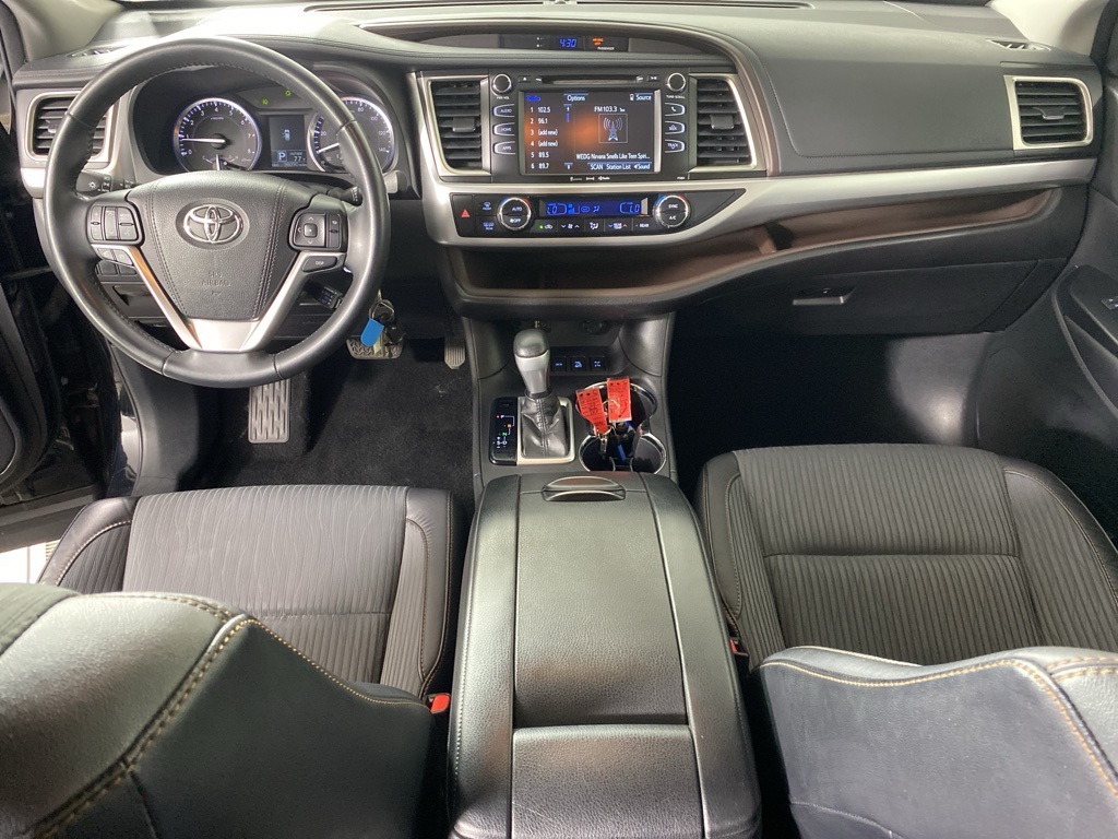2016 Toyota Highlander LE Plus photo 23
