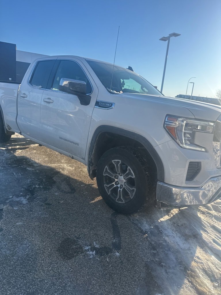 Used 2021 GMC Sierra 1500 SLE with VIN 1GTR9BED0MZ324734 for sale in Rochester, Minnesota