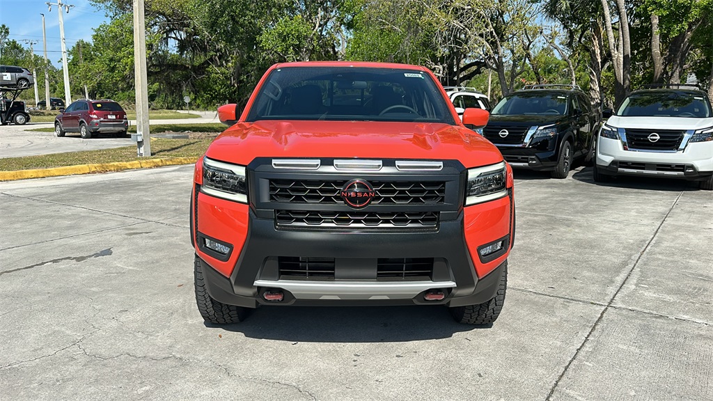 2025 Nissan Frontier Crew Cab PRO-X photo 2